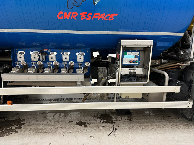 MAN TGM 26.340 - شاحنة صهريج: صور 5 MAN TGM 26.340 - شاحنة صهريج: صور 5