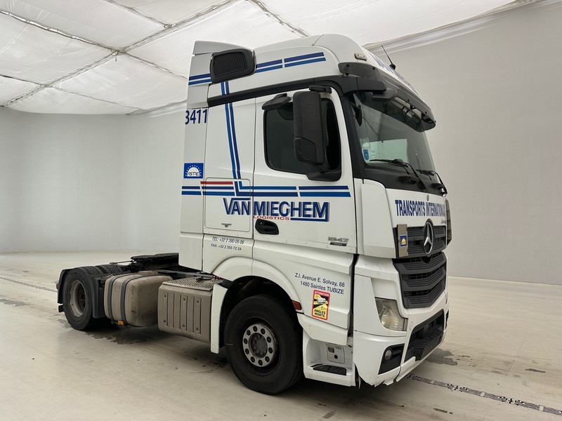 Mercedes-Benz Actros 1842 - شاحنة جرار: صور 3 Mercedes-Benz Actros 1842 - شاحنة جرار: صور 3