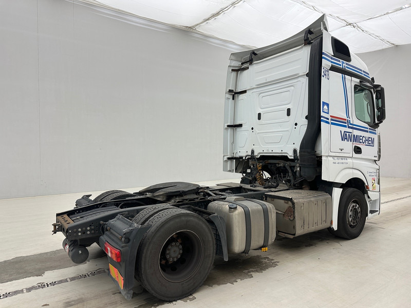 Mercedes-Benz Actros 1842 - شاحنة جرار: صور 5 Mercedes-Benz Actros 1842 - شاحنة جرار: صور 5