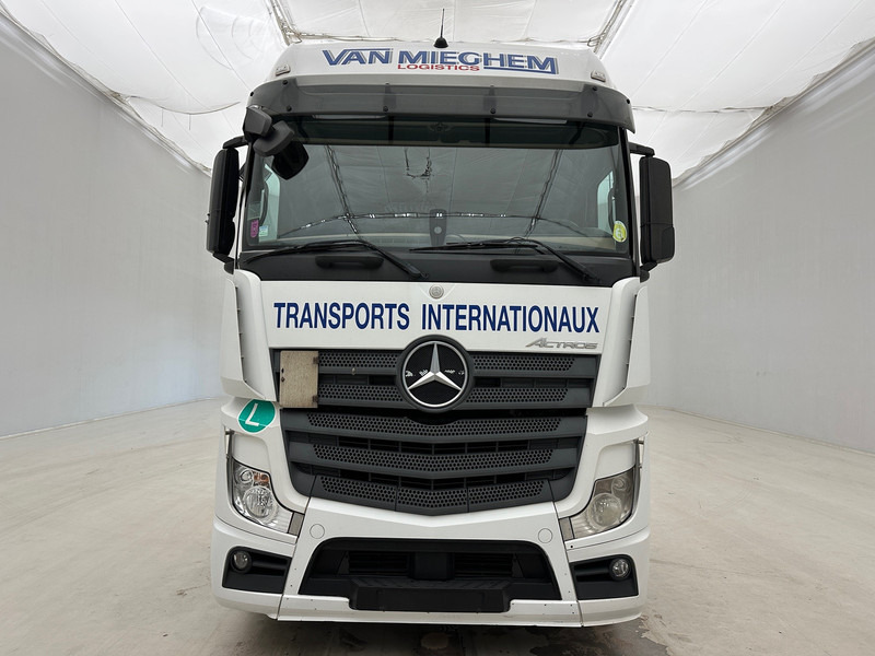 Mercedes-Benz Actros 1842 - شاحنة جرار: صور 2 Mercedes-Benz Actros 1842 - شاحنة جرار: صور 2