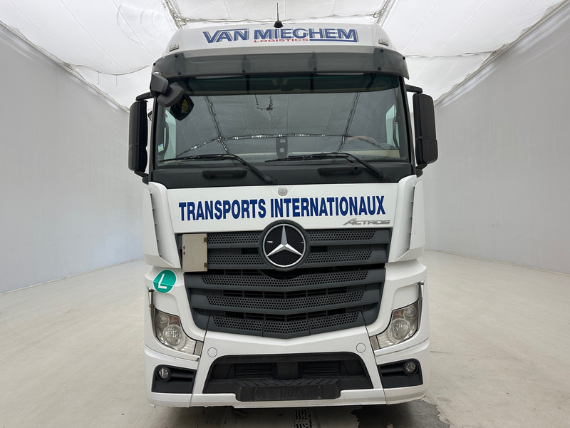 Mercedes-Benz Actros 1842 - شاحنة جرار: صور 2 Mercedes-Benz Actros 1842 - شاحنة جرار: صور 2