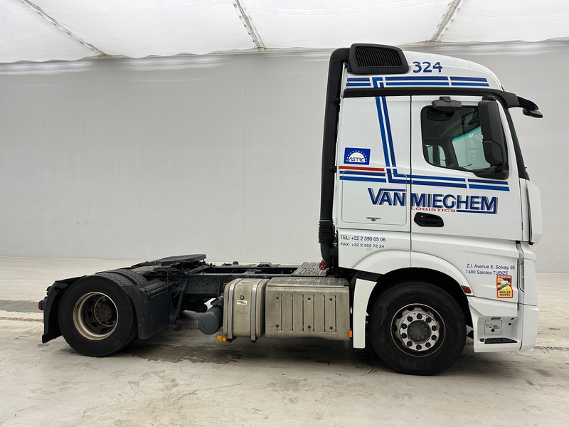 Mercedes-Benz Actros 1842 - شاحنة جرار: صور 4 Mercedes-Benz Actros 1842 - شاحنة جرار: صور 4