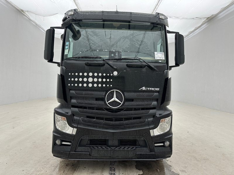 Mercedes-Benz Actros 1945 - شاحنة جرار: صور 2 Mercedes-Benz Actros 1945 - شاحنة جرار: صور 2