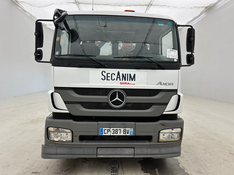 Mercedes-Benz Axor 1824 - شاحنة ذات الخطاف, شاحنة كرين: صور 2 Mercedes-Benz Axor 1824 - شاحنة ذات الخطاف, شاحنة كرين: صور 2
