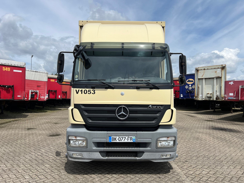 Mercedes-Benz Axor 1828 - شاحنة ستارة: صور 2 Mercedes-Benz Axor 1828 - شاحنة ستارة: صور 2