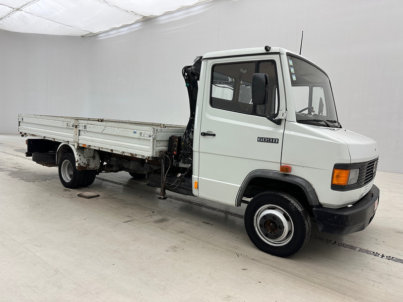 Mercedes-Benz Ecoliner 609D - شاحنات مسطحة, شاحنة كرين: صور 4 Mercedes-Benz Ecoliner 609D - شاحنات مسطحة, شاحنة كرين: صور 4