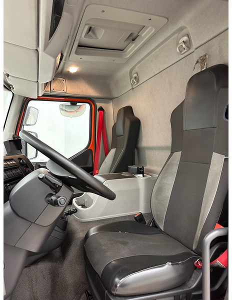 مبردة شاحنة Renault D12.210: صور 9