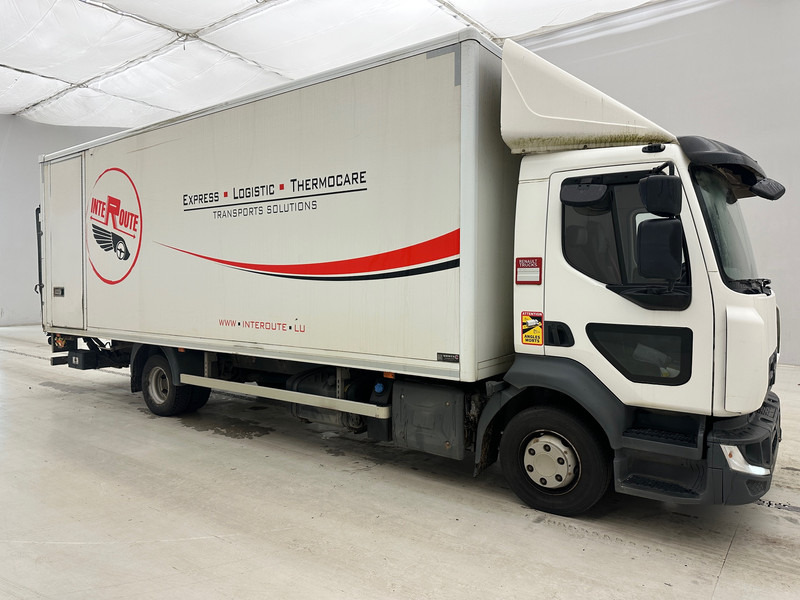 Renault D12 - بصندوق مغلق شاحنة: صور 4 Renault D12 - بصندوق مغلق شاحنة: صور 4