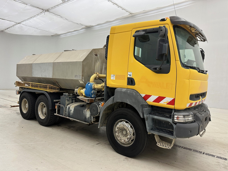Renault Kerax 380 - 6x4 - شاحنة صهريج: صور 3 Renault Kerax 380 - 6x4 - شاحنة صهريج: صور 3