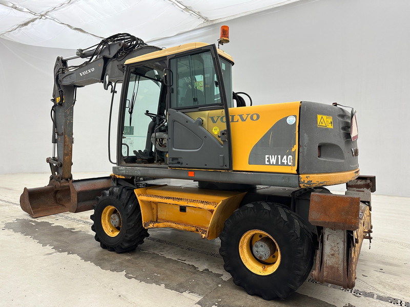 VOLVO* EW 140 - حفارة على عجلات: صور 5 VOLVO* EW 140 - حفارة على عجلات: صور 5