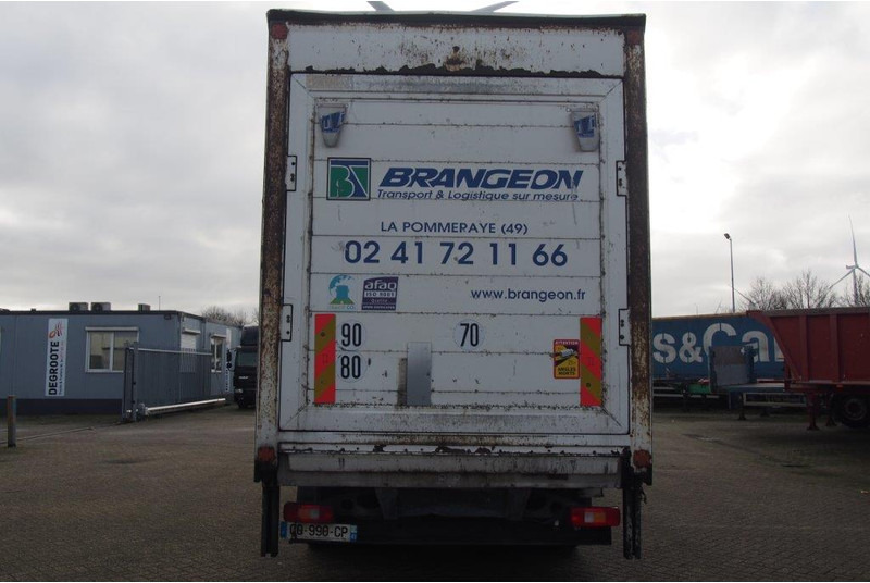 Volvo FE 260 - بصندوق مغلق شاحنة: صور 5 Volvo FE 260 - بصندوق مغلق شاحنة: صور 5