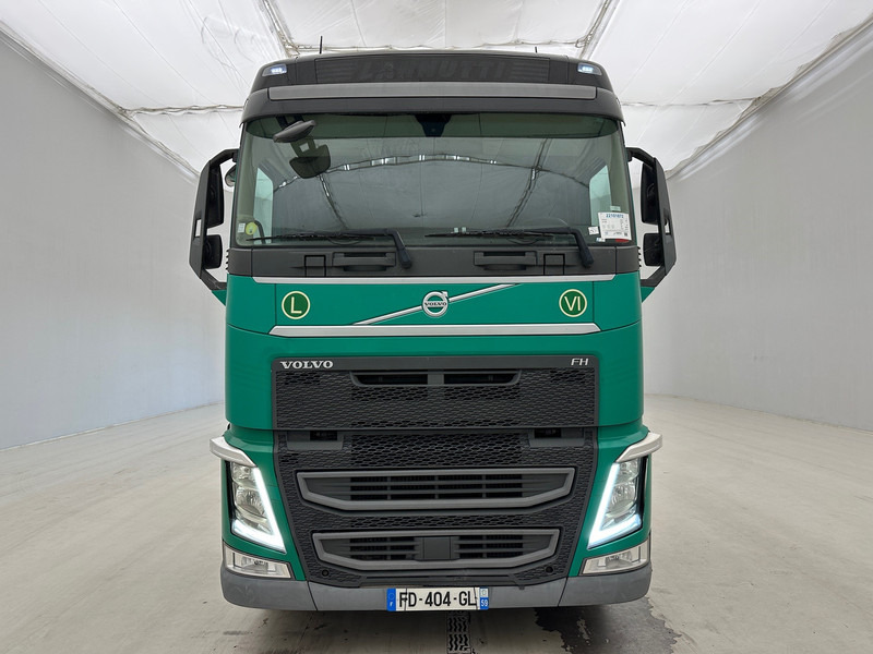 Volvo FH 460 Globetrotter - شاحنة جرار: صور 2 Volvo FH 460 Globetrotter - شاحنة جرار: صور 2
