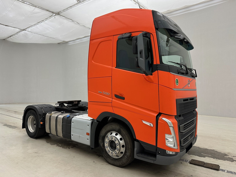 Volvo FH 500 Globetrotter - شاحنة جرار: صور 3 Volvo FH 500 Globetrotter - شاحنة جرار: صور 3