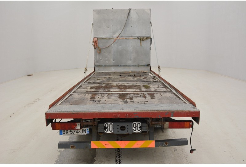 Volvo FH12.460 Globetrotter* - شاحنات مسطحة: صور 5 Volvo FH12.460 Globetrotter* - شاحنات مسطحة: صور 5