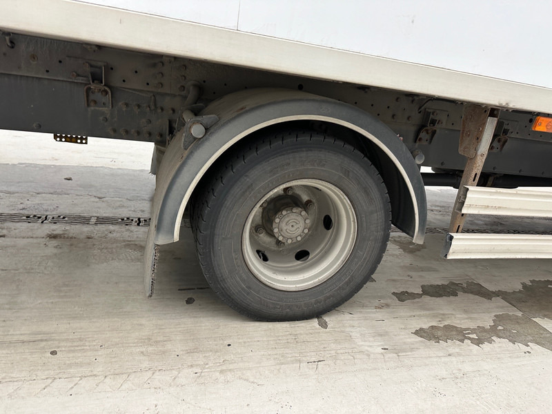 مبردة شاحنة Volvo FL 210: صور 11