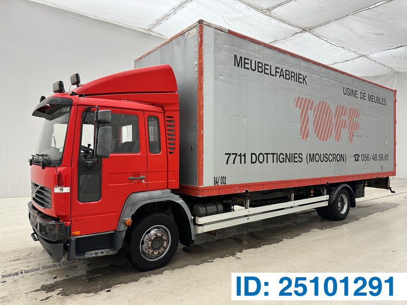 Volvo FL 220 - شاحنات الحاويات/ جسم علوي قابل للتغيير شاحنة: صور 1 Volvo FL 220 - شاحنات الحاويات/ جسم علوي قابل للتغيير شاحنة: صور 1