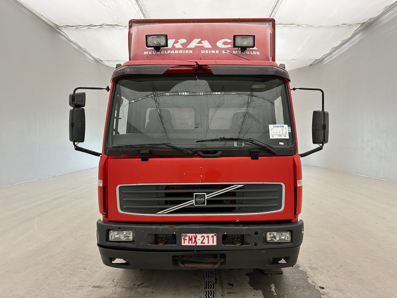 Volvo FL 220 - بصندوق مغلق شاحنة: صور 2 Volvo FL 220 - بصندوق مغلق شاحنة: صور 2