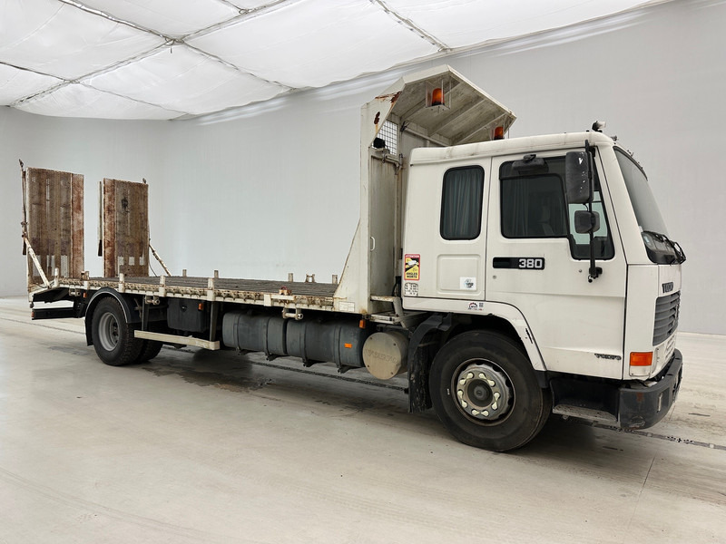 Volvo FL12.380 - شاحنة نقل سيارات شاحنة: صور 3 Volvo FL12.380 - شاحنة نقل سيارات شاحنة: صور 3