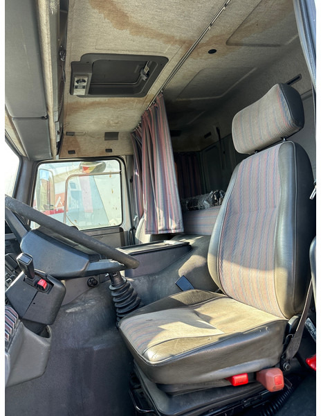 شاحنة نقل سيارات شاحنة Volvo FL12.380: صور 10
