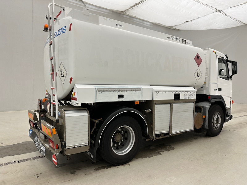 Volvo FM9.260* - شاحنة صهريج: صور 5 Volvo FM9.260* - شاحنة صهريج: صور 5