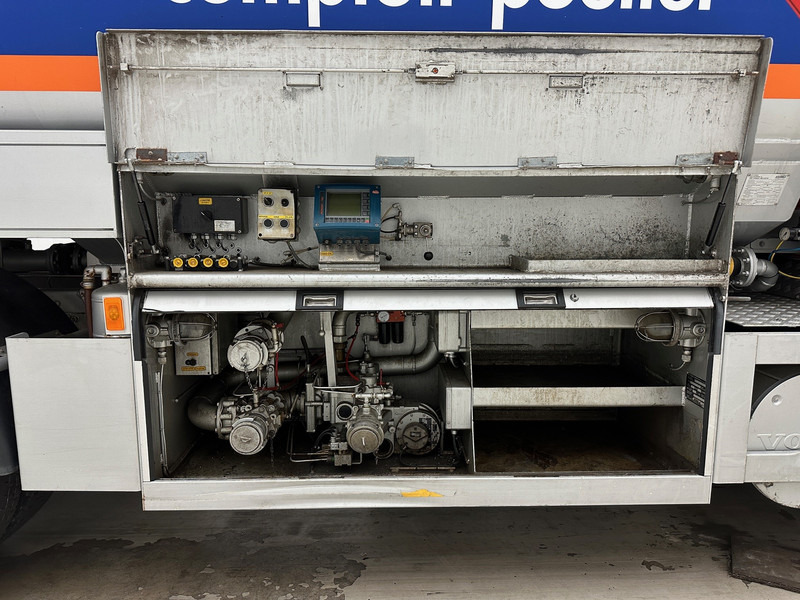 Volvo FM9.260 - شاحنة صهريج: صور 4 Volvo FM9.260 - شاحنة صهريج: صور 4