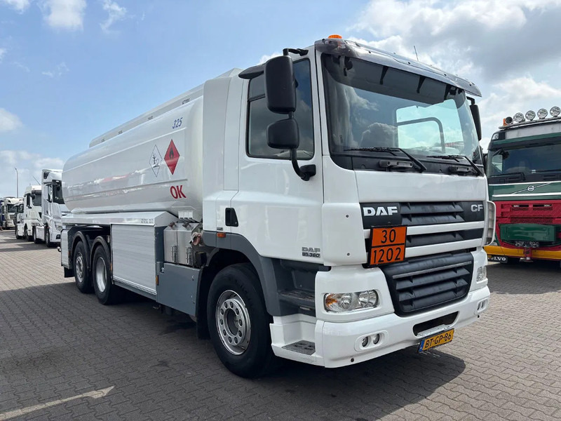 DAF CF 85.360 6X2 Euro 5 21300 Liter Fueltank - شاحنة صهريج: صور 2 DAF CF 85.360 6X2 Euro 5 21300 Liter Fueltank - شاحنة صهريج: صور 2