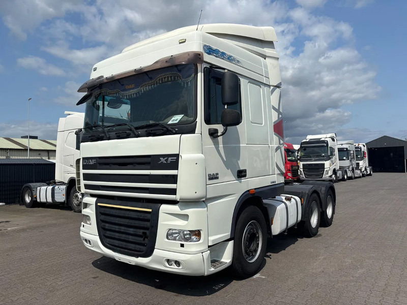DAF XF 105.460 6X4 Spacecab Steelsuspension Manual geabox - شاحنة جرار: صور 1 DAF XF 105.460 6X4 Spacecab Steelsuspension Manual geabox - شاحنة جرار: صور 1
