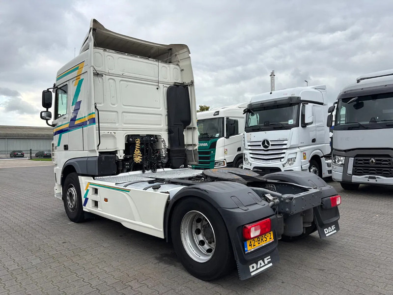 DAF XF 460 Spacecab Euro 6 - شاحنة جرار: صور 3 DAF XF 460 Spacecab Euro 6 - شاحنة جرار: صور 3