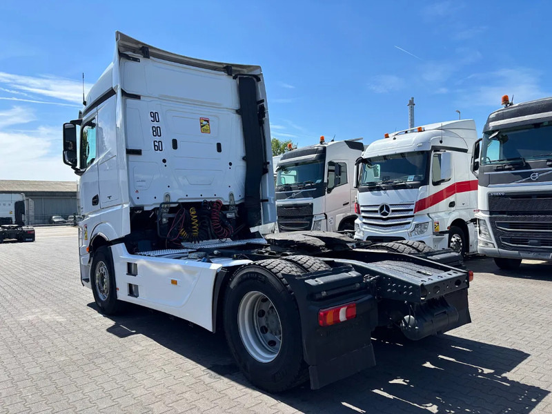 Mercedes-Benz Actros 1848 Retarder Euro 6 - شاحنة جرار: صور 3 Mercedes-Benz Actros 1848 Retarder Euro 6 - شاحنة جرار: صور 3