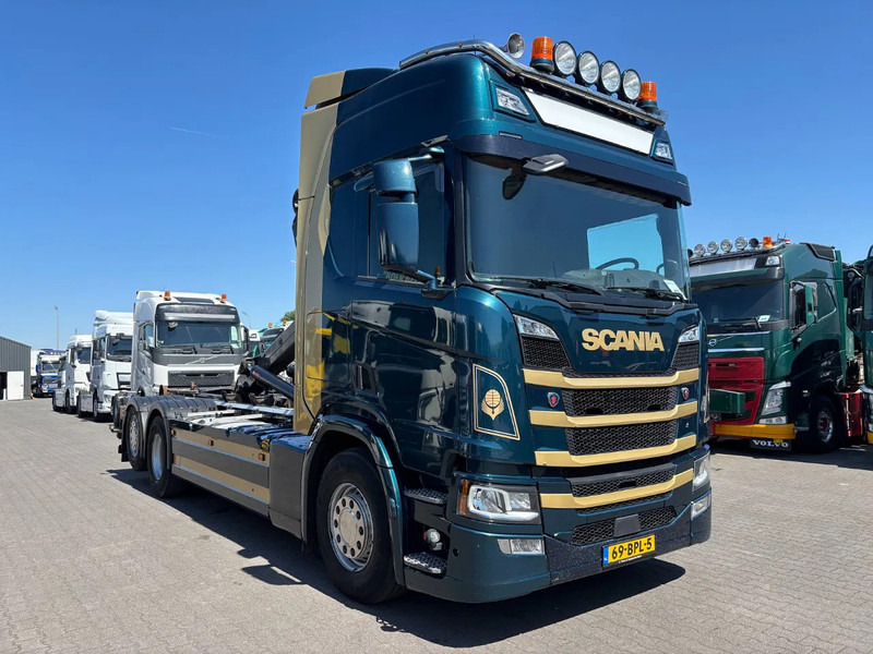 Scania R500 6x2 Euro 6 Retarder Hiab Hooklift - شاحنة ذات الخطاف: صور 2 Scania R500 6x2 Euro 6 Retarder Hiab Hooklift - شاحنة ذات الخطاف: صور 2