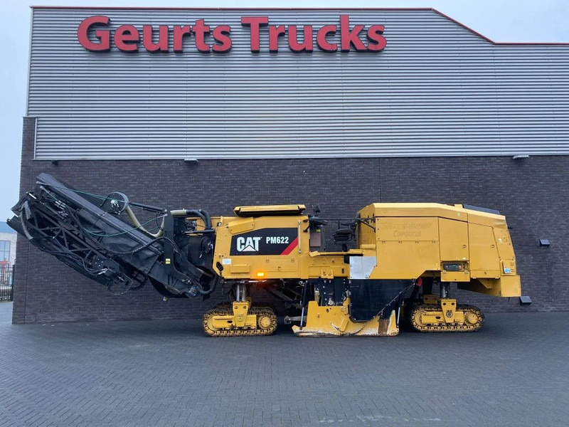 Caterpillar PM622 CRAWLER PROFILER/ASFALTFREESMACHINE/ASPHALTFRÄSEN-MASCHINE - آلة أسفلت: صور 2 Caterpillar PM622 CRAWLER PROFILER/ASFALTFREESMACHINE/ASPHALTFRÄSEN-MASCHINE - آلة أسفلت: صور 2
