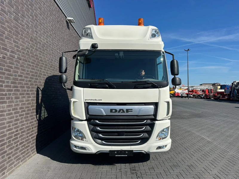 شاحنة نقل سيارات شاحنة DAF CF 410 6X2 M4SN3 OPRIJWAGEN / MACHINE TRANSPORTER / PLATEAU: صور 7