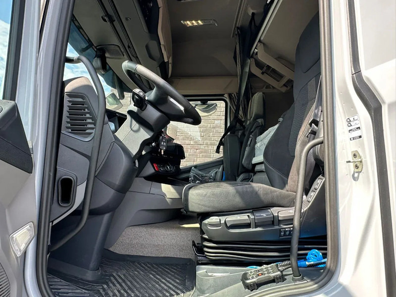 شاحنة كرين جديد DAF XF 530 OPENLAADBAK / PRITSCHE / FLATBED MET HIAB X-HIDUO 258 E-7 + LIER KRAAN / KRAN / CRANE/ GRUA *NIEUW*: صور 17 شاحنة كرين جديد DAF XF 530 OPENLAADBAK / PRITSCHE / FLATBED MET HIAB X-HIDUO 258 E-7 + LIER KRAAN / KRAN / CRANE/ GRUA *NIEUW*: صور 17