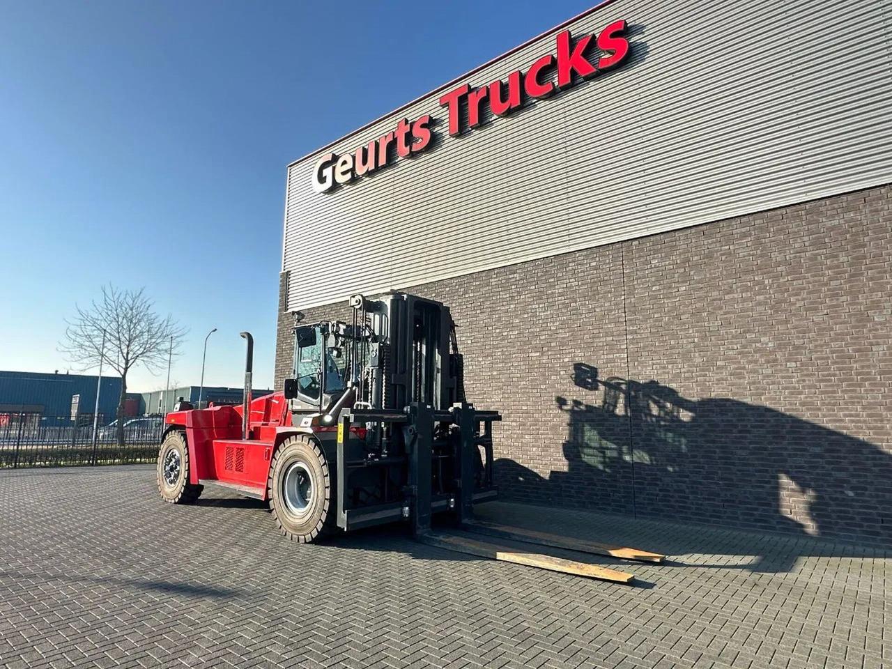 Kalmar DCG 330-12 VORKHEFTRUCK/ GABELSTAPLER/ FORKLIFT - رافعة شوكية ديزل: صور 5 Kalmar DCG 330-12 VORKHEFTRUCK/ GABELSTAPLER/ FORKLIFT - رافعة شوكية ديزل: صور 5