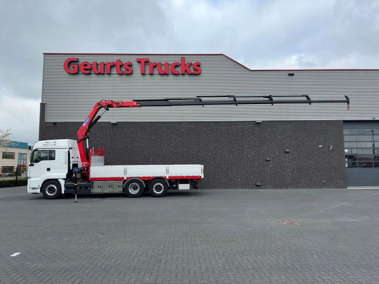 MAN TGS 26.500 6X2 + HMF 2820-K6 KRAAN/KAN/CRANE/GRU - شاحنة كرين: صور 1 MAN TGS 26.500 6X2 + HMF 2820-K6 KRAAN/KAN/CRANE/GRU - شاحنة كرين: صور 1