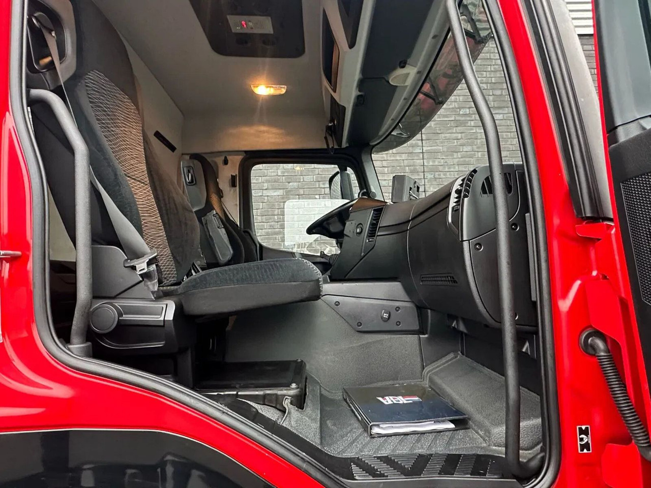 شاحنة ذات الخطاف Mercedes-Benz Arocs 8X4 VDL S-30-6600 HAAKARMSYSTEEM/ABROLLKIP: صور 10