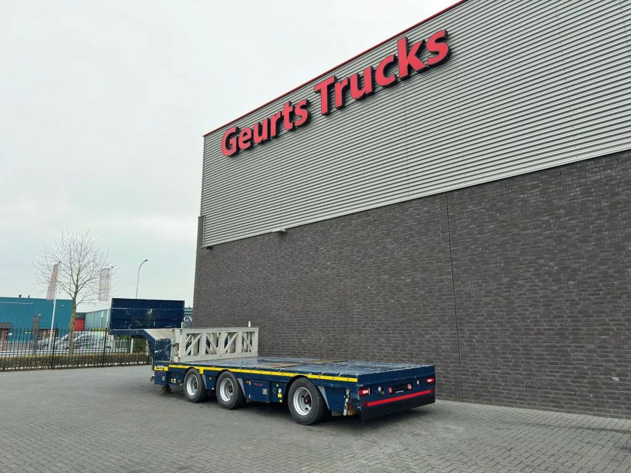 Rojo Trailer KT3 ST EXTENDABLE SEMI DIEPLADER/TI - عربة مسطحة منخفضة نصف مقطورة: صور 3 Rojo Trailer KT3 ST EXTENDABLE SEMI DIEPLADER/TI - عربة مسطحة منخفضة نصف مقطورة: صور 3