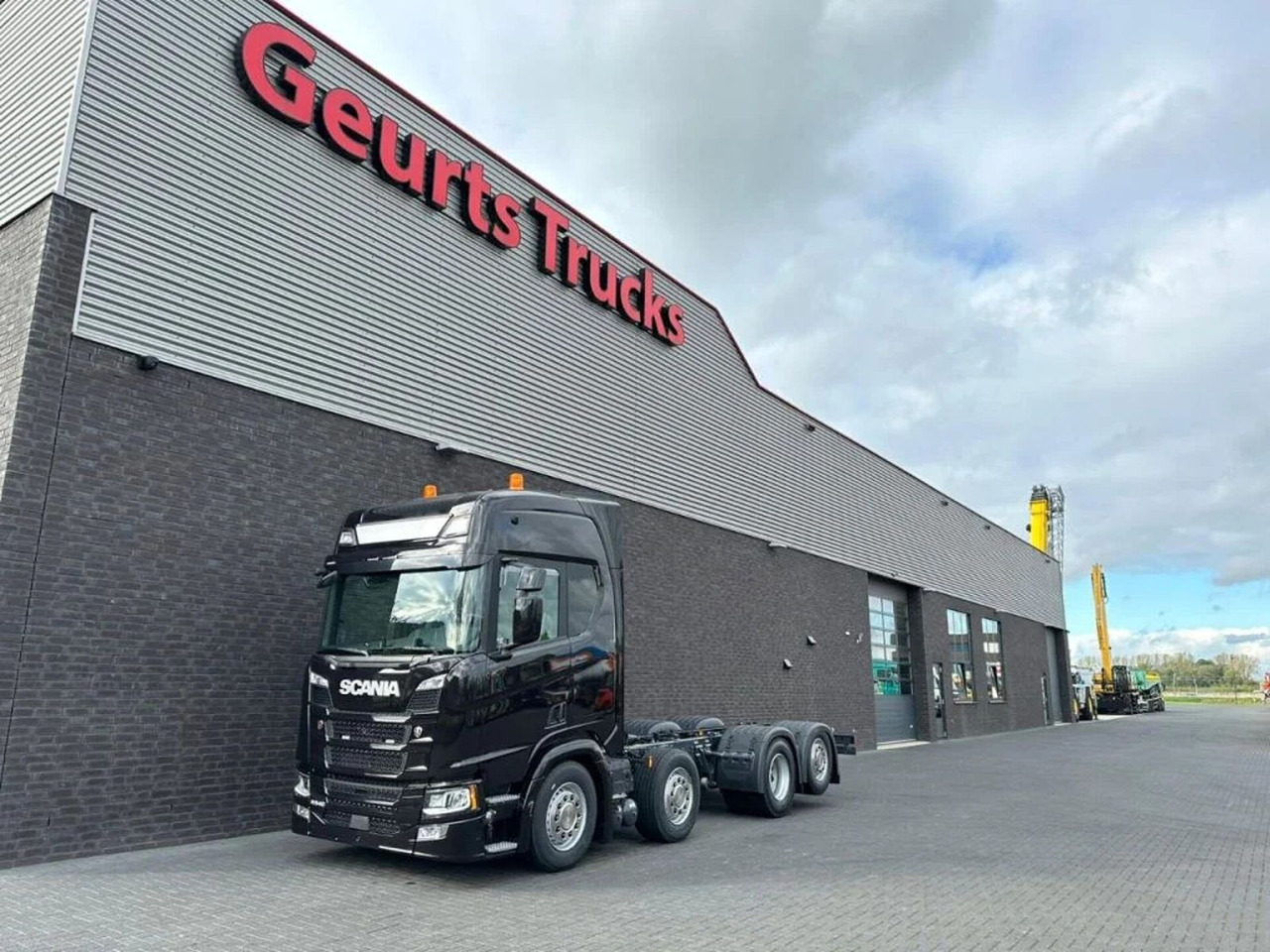 Scania R540 NGS 8X2 CHASSIS NIEUW/NEUE/NEW FULL OPTIONS - الشاسيه شاحنة: صور 2 Scania R540 NGS 8X2 CHASSIS NIEUW/NEUE/NEW FULL OPTIONS - الشاسيه شاحنة: صور 2