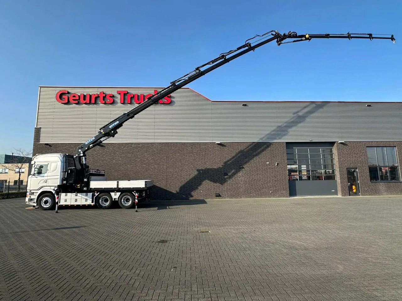 Scania R580 V8 6X4 TREKKER/TRACTOR/SZM MET EFFER 315/6S - شاحنة كرين: صور 1 Scania R580 V8 6X4 TREKKER/TRACTOR/SZM MET EFFER 315/6S - شاحنة كرين: صور 1