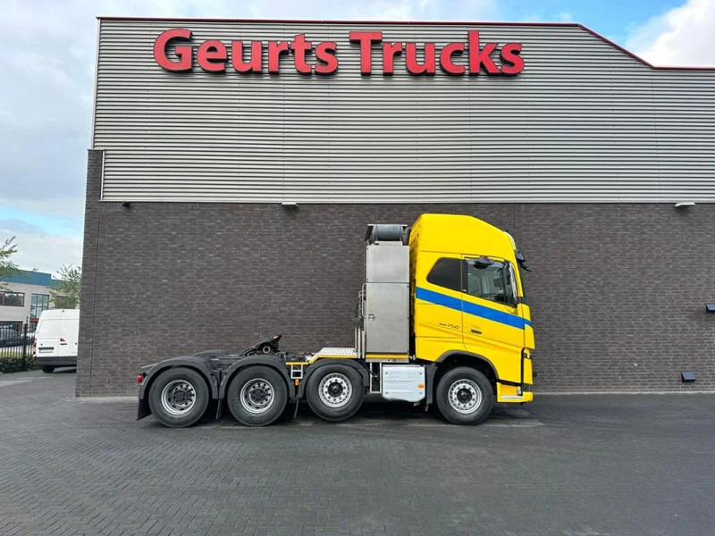 Volvo FH 16.750 8X4 HEAVY DUTY TRACTOR/SZM/TREKKER - شاحنة جرار: صور 4 Volvo FH 16.750 8X4 HEAVY DUTY TRACTOR/SZM/TREKKER - شاحنة جرار: صور 4