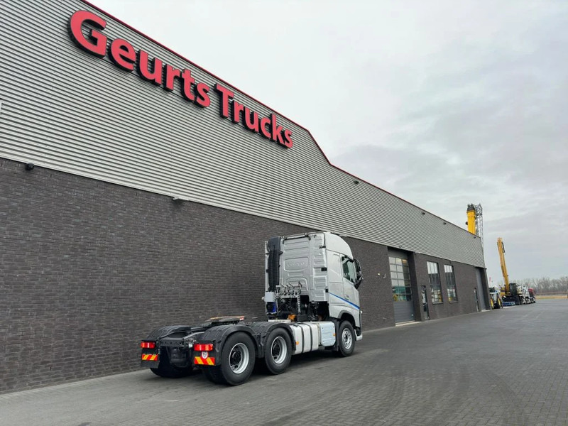 Volvo FH 460 6X4 TREKKER/TRACTOR/SZM EURO 6 HYDRAULIC - شاحنة جرار: صور 5 Volvo FH 460 6X4 TREKKER/TRACTOR/SZM EURO 6 HYDRAULIC - شاحنة جرار: صور 5