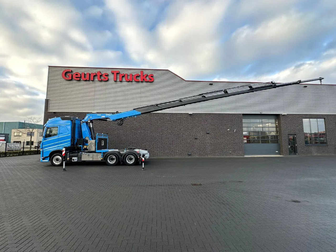 Volvo FH 540 6X4 + FASSI F545RA.2.28 KRAAN/KRAN/CRANE/ - شاحنة كرين: صور 4 Volvo FH 540 6X4 + FASSI F545RA.2.28 KRAAN/KRAN/CRANE/ - شاحنة كرين: صور 4