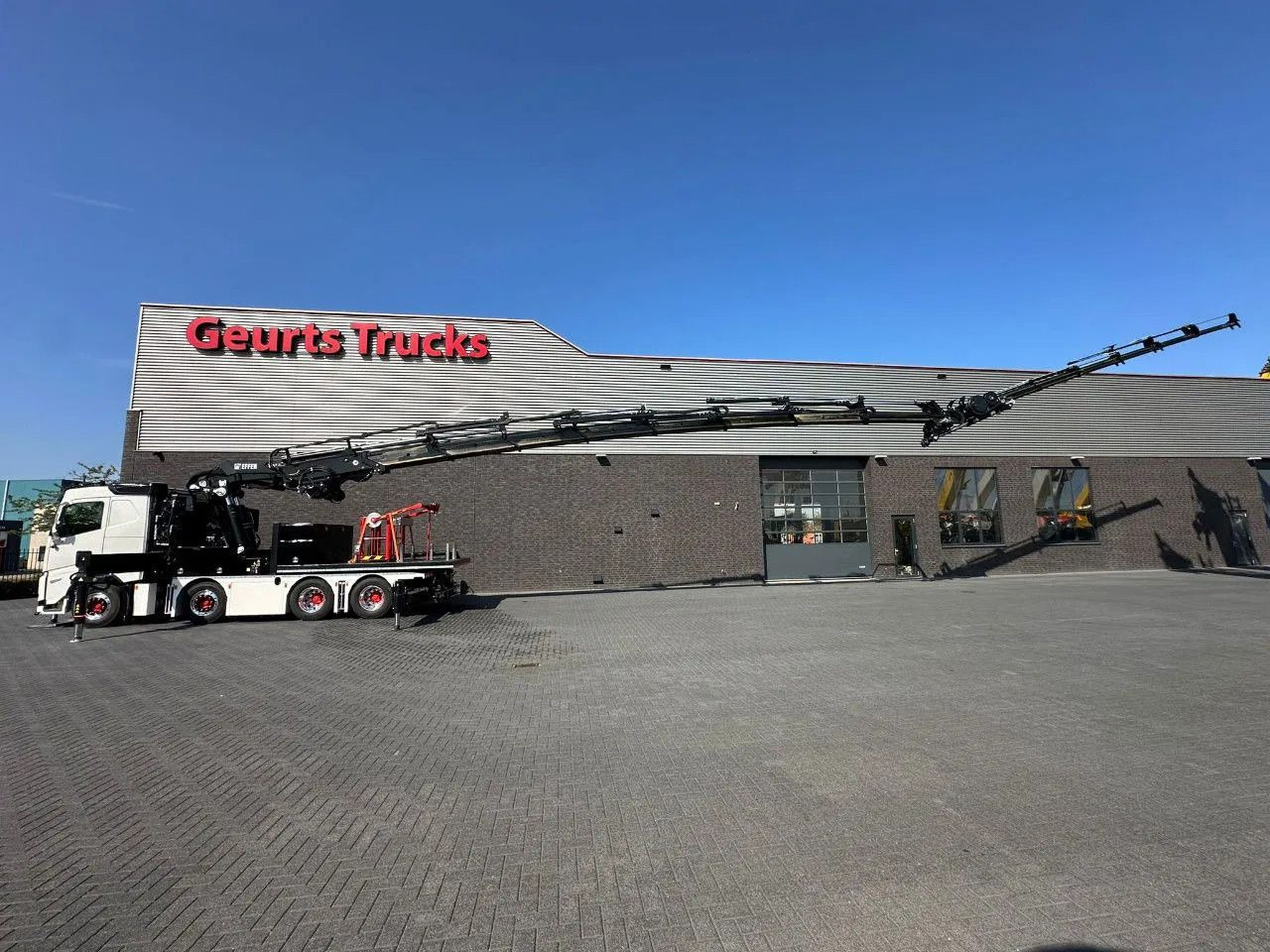 Volvo FH 540 8X4F R TREKKER / BAKWAGEN MET EFFER 1405/ - شاحنة كرين: صور 5 Volvo FH 540 8X4F R TREKKER / BAKWAGEN MET EFFER 1405/ - شاحنة كرين: صور 5