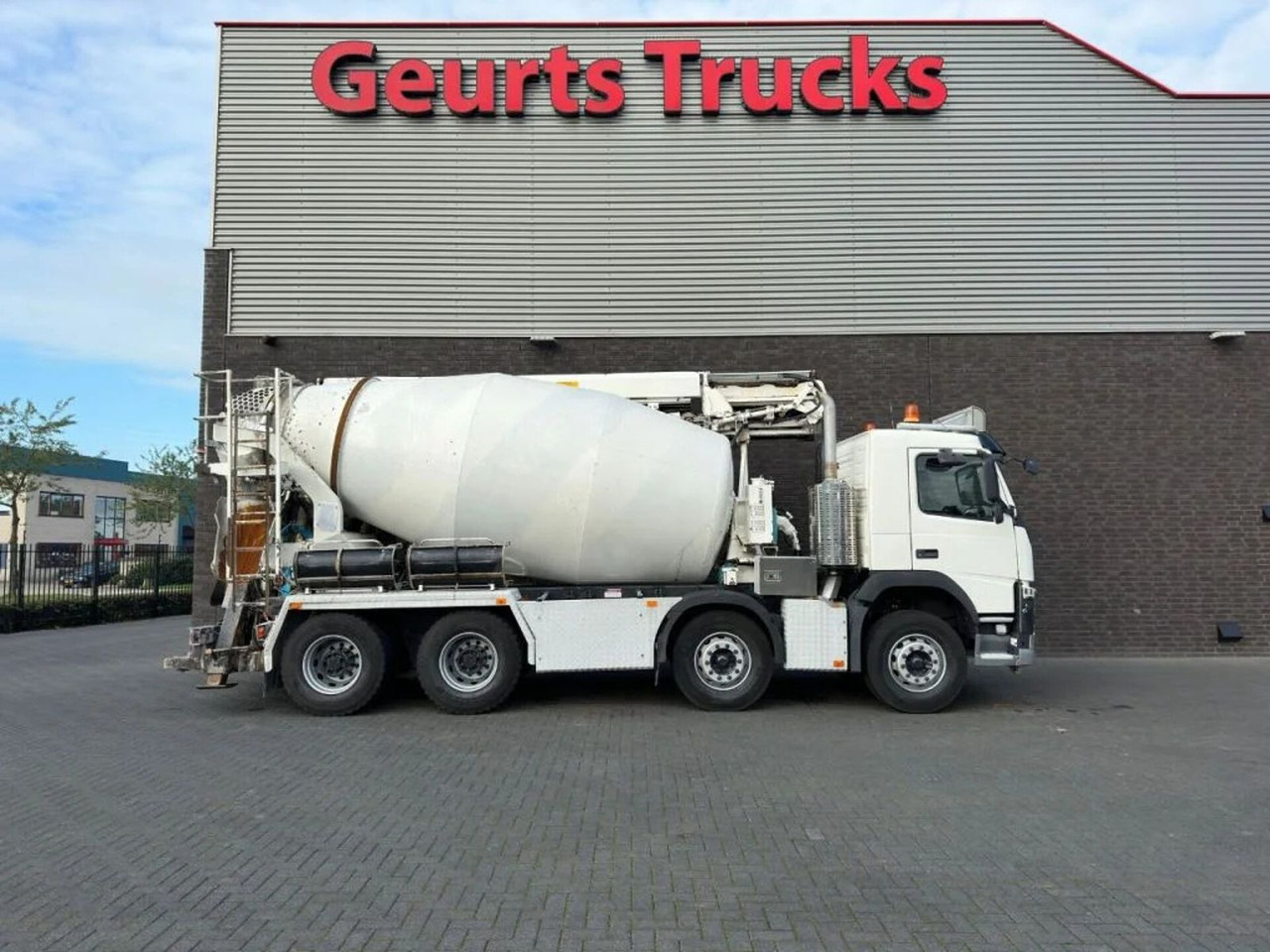 Volvo FM 410 8X4 + STETTER 9 M3 MIXER/MISCHER + THEAM - شاحنة خلاطة خرسانة: صور 4 Volvo FM 410 8X4 + STETTER 9 M3 MIXER/MISCHER + THEAM - شاحنة خلاطة خرسانة: صور 4