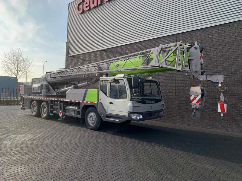 Zoomlion QY25V51.5 25 TONS CRANE/KRAN/GRUA/KRAAN - رافعة لجميع التضاريس: صور 5 Zoomlion QY25V51.5 25 TONS CRANE/KRAN/GRUA/KRAAN - رافعة لجميع التضاريس: صور 5