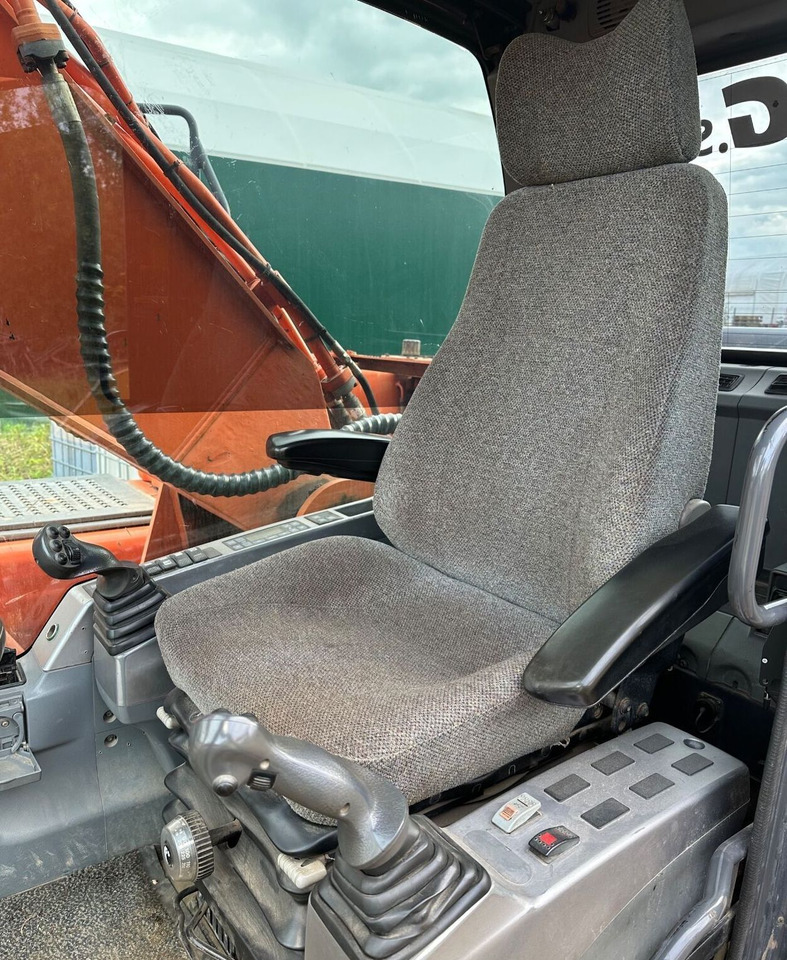 DOOSAN DX 225 LC - حفارات زحافة: صور 4 DOOSAN DX 225 LC - حفارات زحافة: صور 4