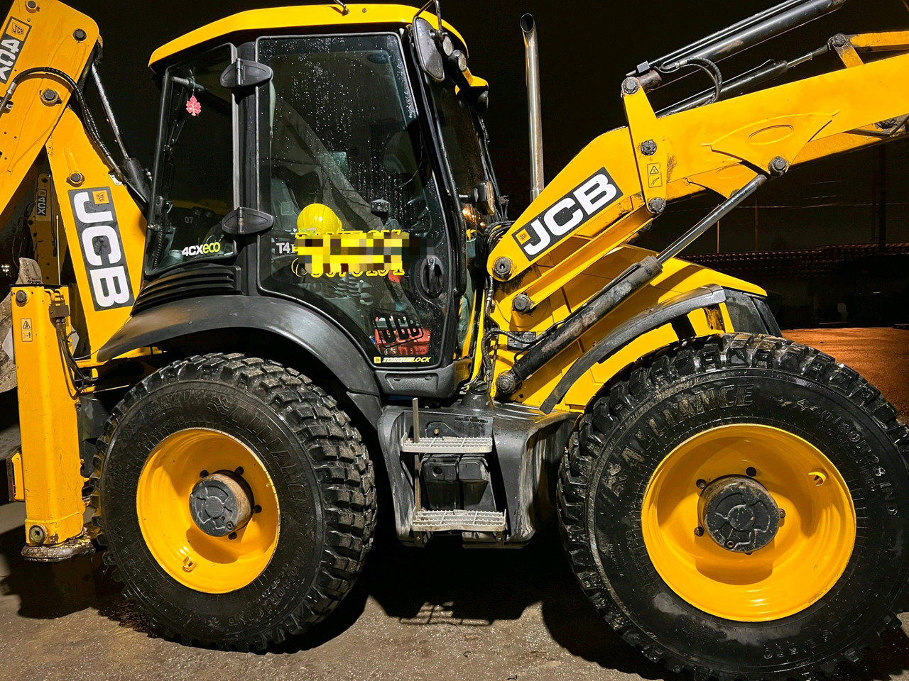 JCB 4CX - حفار متعدد الاستخدام: صور 3 JCB 4CX - حفار متعدد الاستخدام: صور 3