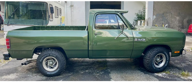 Dodge Ram 150 Custom V8 Benzine - شاحنة البيك أب: صور 3 Dodge Ram 150 Custom V8 Benzine - شاحنة البيك أب: صور 3