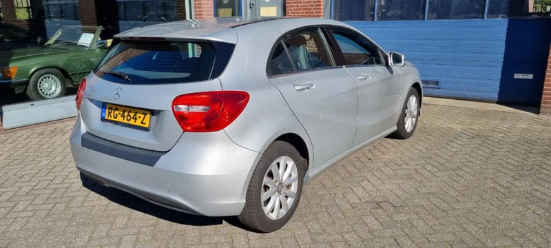 Mercedes-Benz A-Klasse 180 automaat.. 180 automaat - هاتشباك: صور 4 Mercedes-Benz A-Klasse 180 automaat.. 180 automaat - هاتشباك: صور 4