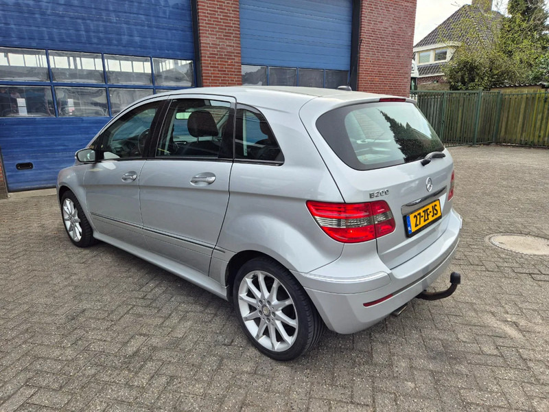 Mercedes-Benz B-Klasse 200 Automaat.trekhaak. - سيارة: صور 4 Mercedes-Benz B-Klasse 200 Automaat.trekhaak. - سيارة: صور 4